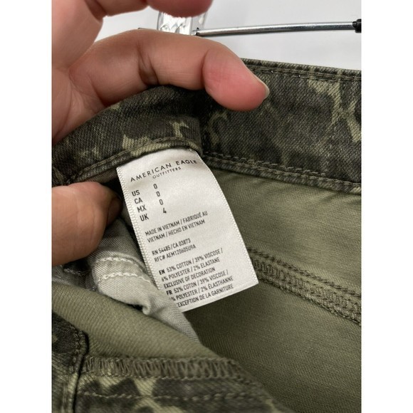 American Eagle Outfitters Womens Hi Rise Mini Skirt Olive Leopard‎ Print Size 0 - Picture 5 of 7